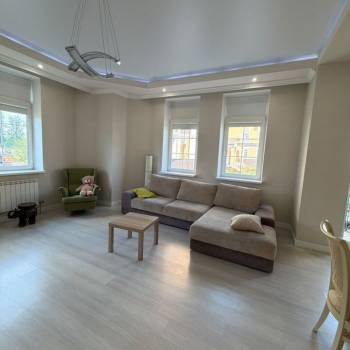 Продается 2-х комнатная квартира, 68 м²