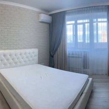 Сдается Многокомнатная квартира, 103 м²