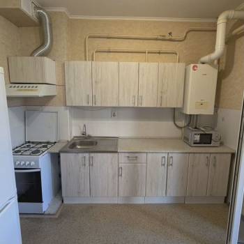Сдается 1-комнатная квартира, 46,8 м²