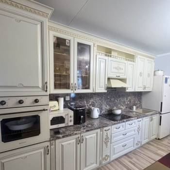 Сдается 2-х комнатная квартира, 75 м²