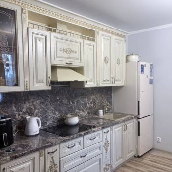 Сдается 2-х комнатная квартира, 75 м²