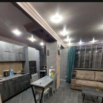 Продается 1-комнатная квартира, 34 м²