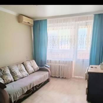 Продается 1-комнатная квартира, 30 м²