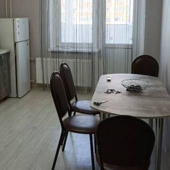 Сдается 2-х комнатная квартира, 61 м²