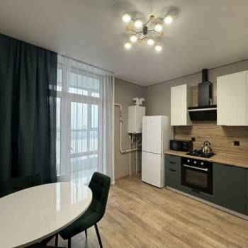 Сдается 1-комнатная квартира, 38 м²
