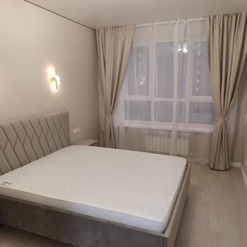 Сдается 1-комнатная квартира, 42 м²