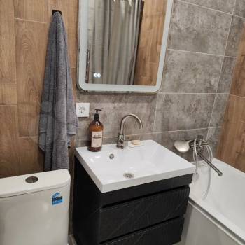 Сдается 1-комнатная квартира, 52 м²