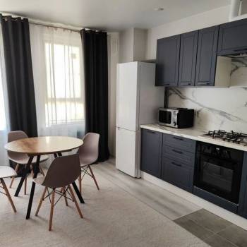 Сдается 1-комнатная квартира, 52 м²