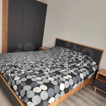 Сдается 1-комнатная квартира, 52 м²