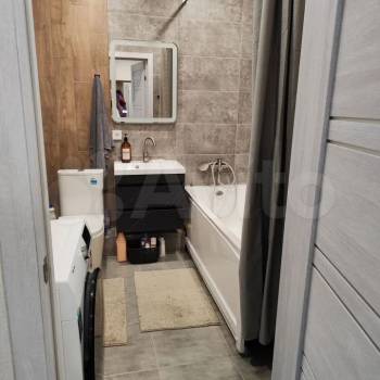 Сдается 1-комнатная квартира, 52 м²