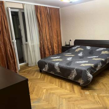 Сдается 1-комнатная квартира, 37 м²