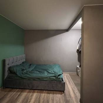 Продается 1-комнатная квартира, 42 м²