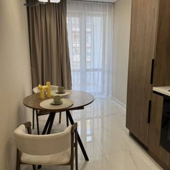 Сдается 1-комнатная квартира, 42 м²