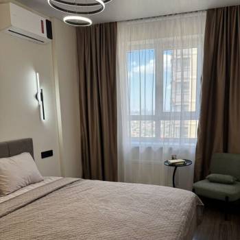 Сдается 1-комнатная квартира, 42 м²