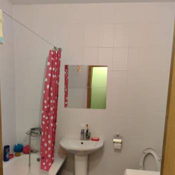 Продается 1-комнатная квартира, 40,6 м²