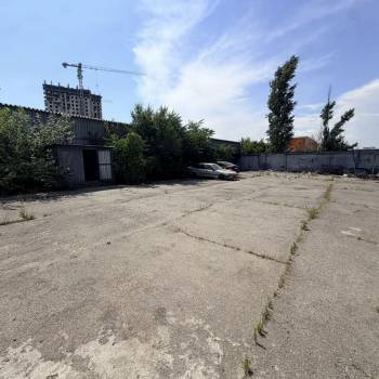 Сдается Нежилое помещение, 300 м²