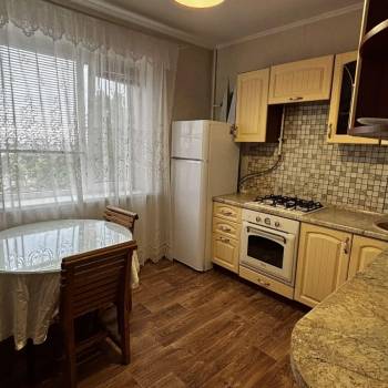 Сдается 1-комнатная квартира, 39 м²