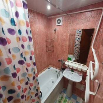 Сдается Многокомнатная квартира, 70 м²
