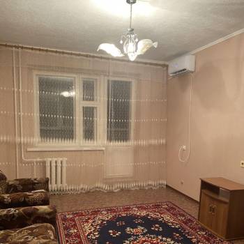 Сдается 1-комнатная квартира, 41 м²