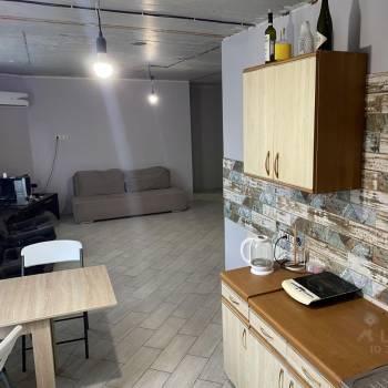 Сдается 2-х комнатная квартира, 55 м²