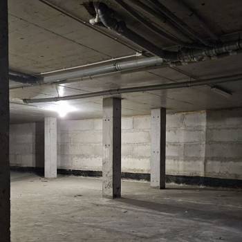 Сдается Нежилое помещение, 300 м²