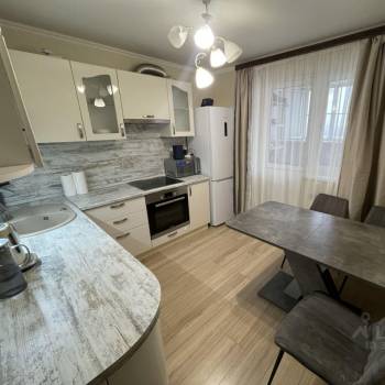 Сдается 2-х комнатная квартира, 55 м²