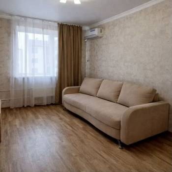 Сдается 1-комнатная квартира, 36 м²
