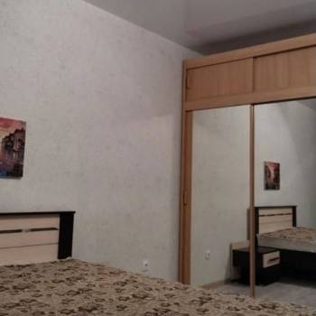 Сдается 1-комнатная квартира, 42 м²