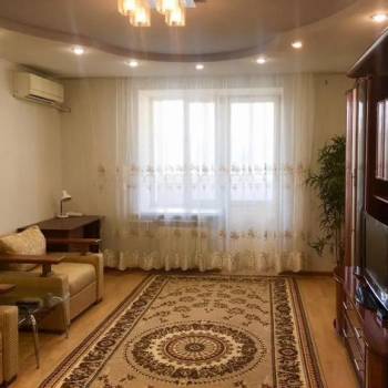 Сдается 2-х комнатная квартира, 80 м²