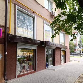 Продается Нежилое помещение, 130 м²