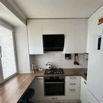 Продается 1-комнатная квартира, 62,3 м²