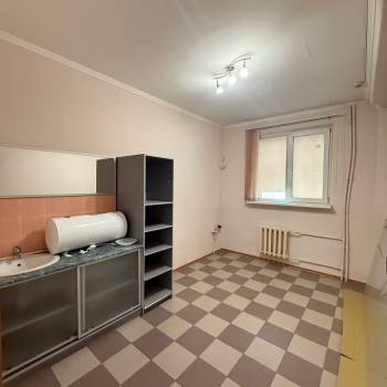 Продается Нежилое помещение, 87 м²