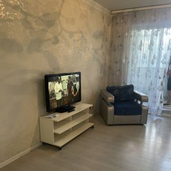 Сдается Многокомнатная квартира, 60 м²