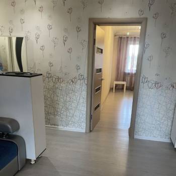 Сдается Многокомнатная квартира, 60 м²