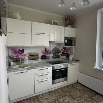 Сдается 1-комнатная квартира, 35,8 м²