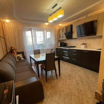 Продается 2-х комнатная квартира, 70 м²