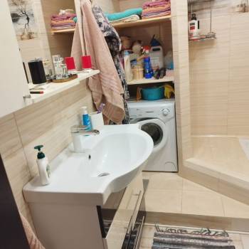 Продается 1-комнатная квартира, 42,9 м²