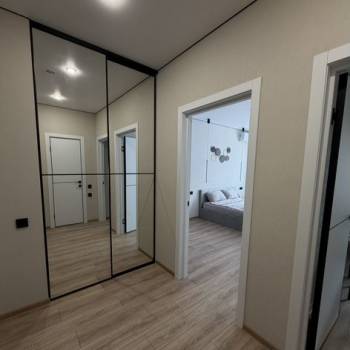 Продается 1-комнатная квартира, 36 м²