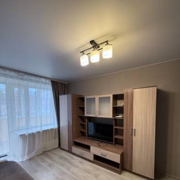 Сдается 1-комнатная квартира, 42 м²