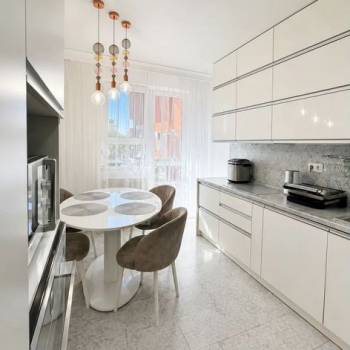 Продается 2-х комнатная квартира, 61,8 м²