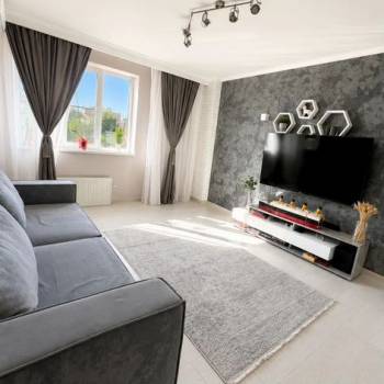 Продается 2-х комнатная квартира, 61,8 м²
