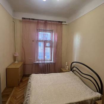 Продается Многокомнатная квартира, 63,4 м²