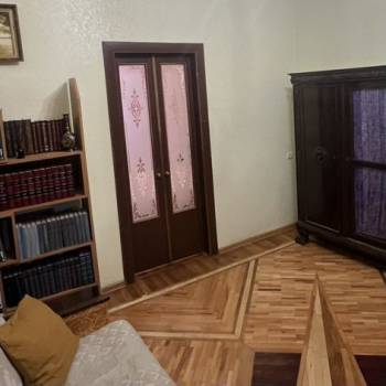 Продается Многокомнатная квартира, 63,4 м²