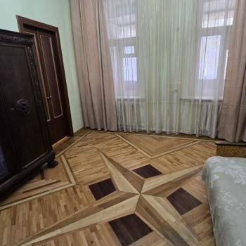 Продается Многокомнатная квартира, 63,4 м²