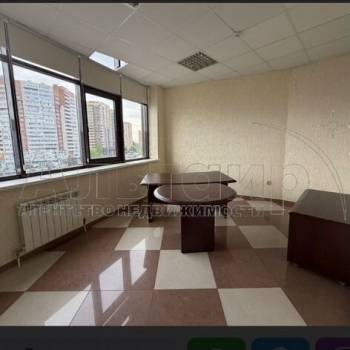 Сдается Офис, 136 м²
