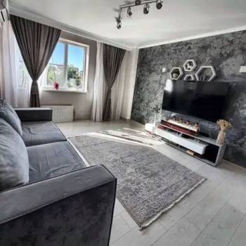 Продается 2-х комнатная квартира, 63 м²