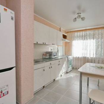 Продается 2-х комнатная квартира, 63 м²