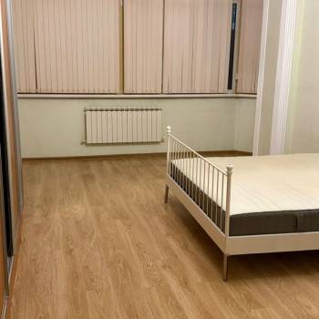 Сдается Многокомнатная квартира, 160 м²