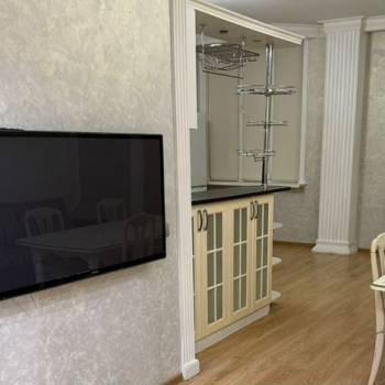 Сдается Многокомнатная квартира, 160 м²