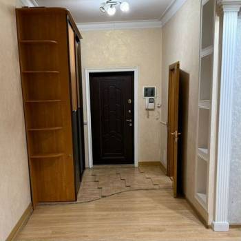 Сдается Многокомнатная квартира, 160 м²